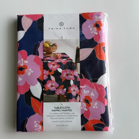 Trina Turk Flower Poly Tablecloth - Picture 2 of 6